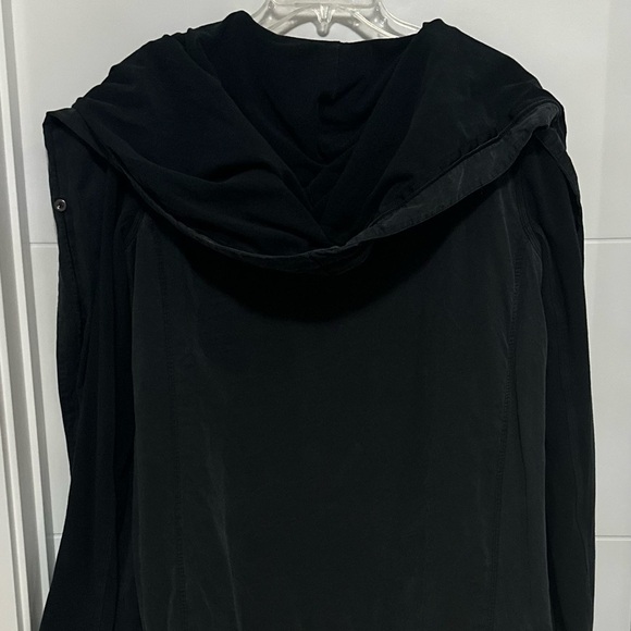 Lululemon Women’s Blissed Out Wrap - Picture 2 of 12